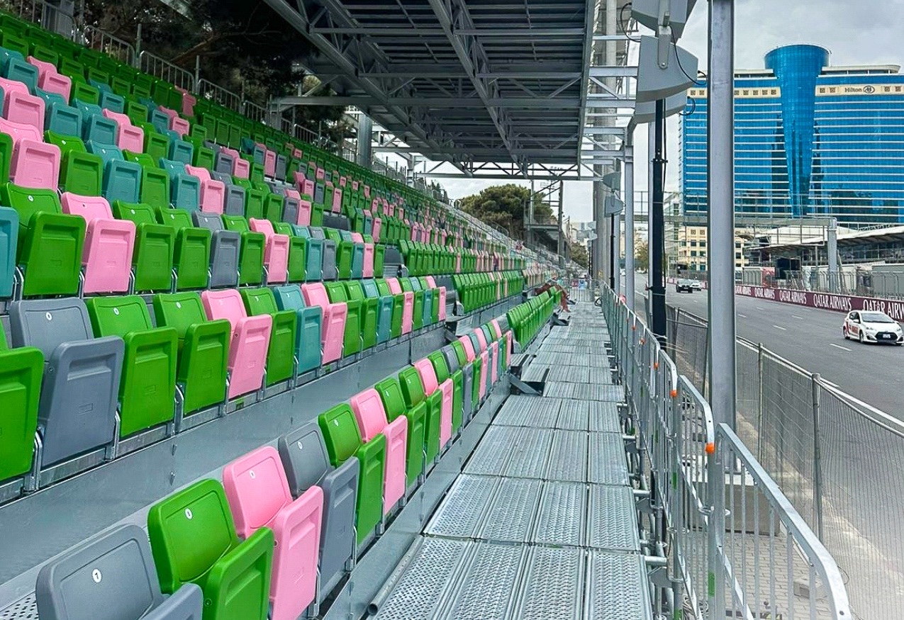 UNISCAFF EVENT — Grandstand & Event